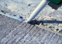 pourthane-sl-self-leveling-joint-sealant